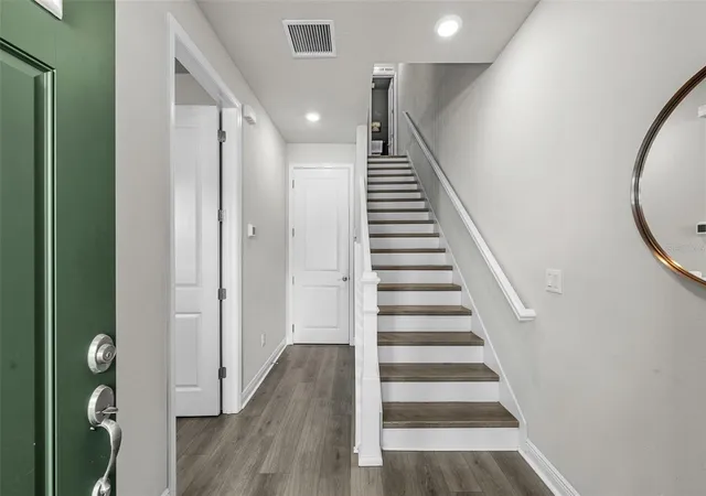 4th image of 2602 W Cleveland St #3, Tampa, FL 33609 | MLS# TB8443332