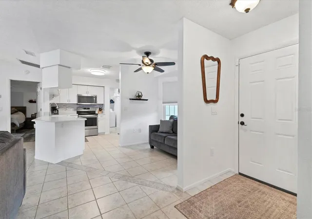 Homes for sale in Sarasota, FL | 1275 42Nd St, Sarasota, FL 34234 | MLS# A4670391