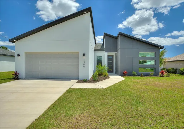 1st image of 24399 Sw Kingsway Cir, Arcadia, FL 34269 | MLS# O6356769