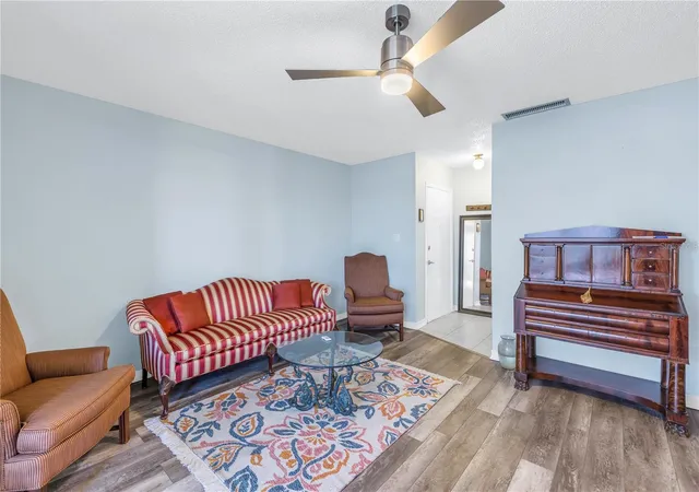 3rd image of 4115 34Th Way S #195, Saint Petersburg, FL 33711 | MLS# TB8443423