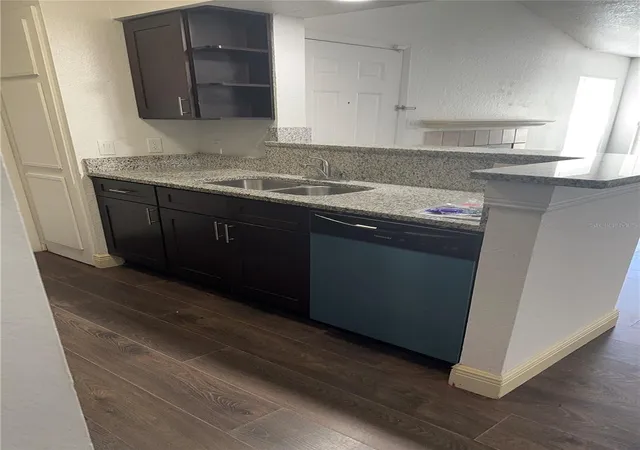 image of 4400 Thornbriar Ln, ORLANDO, FL 32822