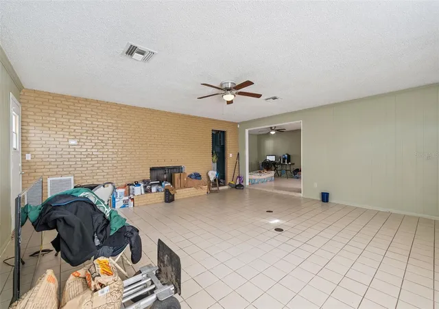 Photo 3 of Single family home for sale at 116 Hampden Rd, Winter Haven, FL 33884 | MLS# S5137660 | Listing updated on 2026-08-12