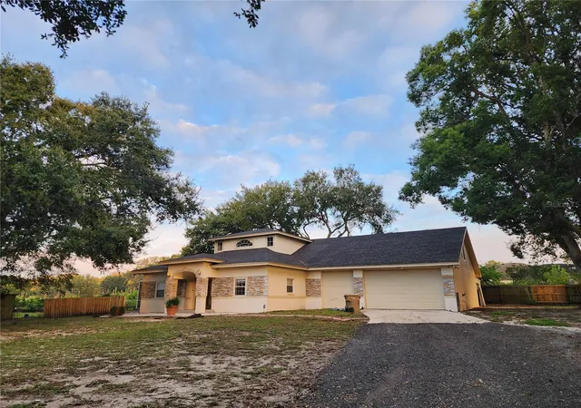 Photo 1 of Single family home for sale at 24247 Wolf Branch Rd, Sorrento, FL 32776 | MLS# O6356909 | Listing updated on 2026-09-21