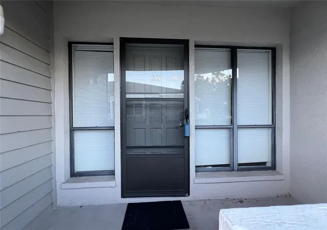 Homes for sale in Seminole, FL | 10606 Longwood Dr #203B, Seminole, FL 33777 | MLS# TB8443711