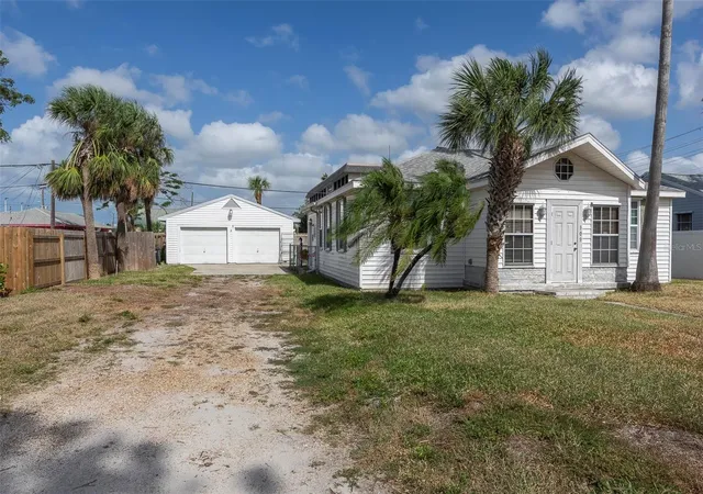 4th image of 309 72Nd Ave, St Pete Beach, FL 33706 | MLS# TB8443757