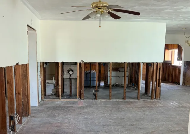 5th image of 309 72Nd Ave, St Pete Beach, FL 33706 | MLS# TB8443757