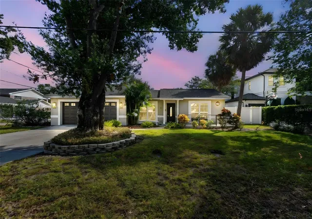 4th image of 2 S Treasure Dr, Tampa, FL 33609 | MLS# TB8443759