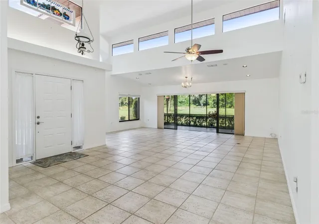 4th image of 2697 Clubhouse Dr, Lake Wales, FL 33898 | MLS# P4936899
