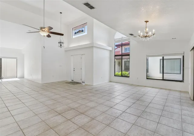 5th image of 2697 Clubhouse Dr, Lake Wales, FL 33898 | MLS# P4936899
