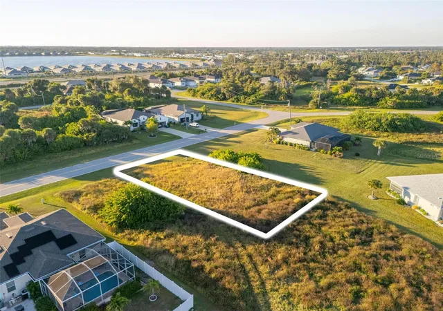 Photo 2 of Land for sale at 278 Indian Crk Dr, Rotonda West, FL 33947 | MLS# N6141257 | Listing updated on 2026-06-07