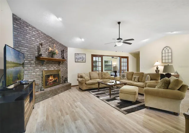 Photo 3 of Single family home for sale at 1410 SE 44th Avenue, Ocala, FL 34471 | MLS# NS1086441 | Listing updated on 2026-07-01