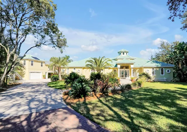 Photo 2 of Single family home for sale at 4209 Lake Lockhart Dr, Orlando, FL 32810 | MLS# A4670683 | Listing updated on 2026-08-12