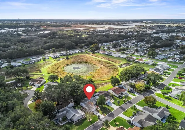 3rd image of 304 San Marino Dr, Lady Lake, FL 32159 | MLS# G5104042
