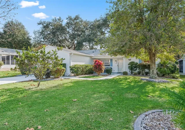 5th image of 304 San Marino Dr, Lady Lake, FL 32159 | MLS# G5104042