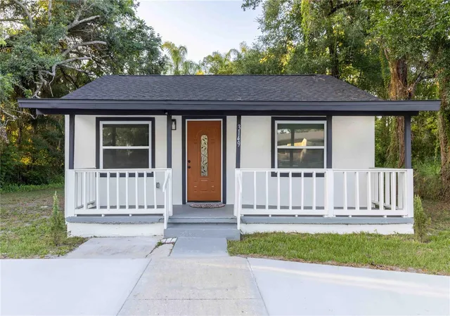 Photo 1 of Sale Pending at 3149 W Washington St, Orlando, FL 32805 | MLS# O6357394 | Listing updated on 2026-10-16
