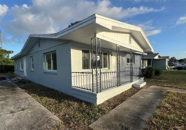 2nd image of 614 Paw Paw St, Cocoa, FL 32922 | MLS# TB8444106