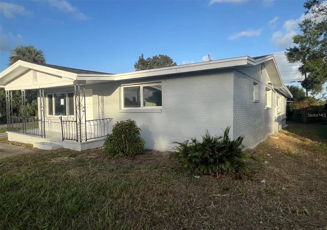 3rd image of 614 Paw Paw St, Cocoa, FL 32922 | MLS# TB8444106