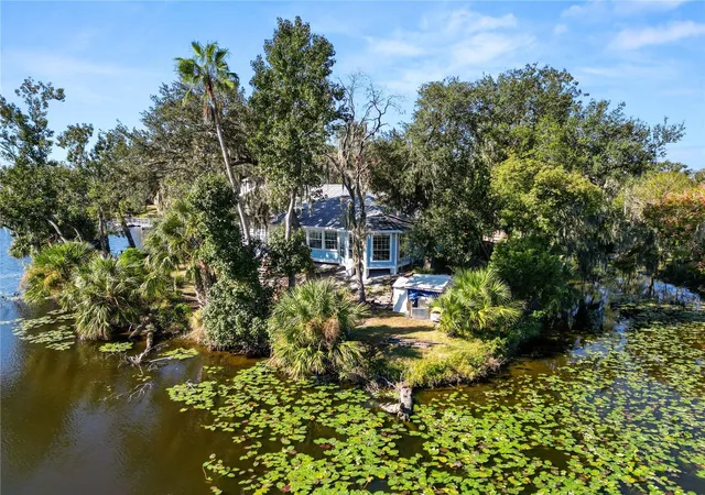 Photo 3 of Single family home for sale at 109 Ne 4th Ave, Mulberry, FL 33860 | MLS# L4957046 | Listing updated on 2026-09-23