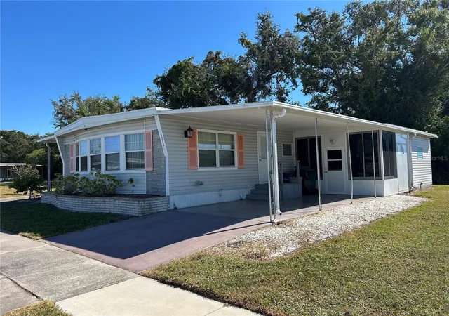 3rd image of 4775 Tri Par Dr, Sarasota, FL 34234 | MLS# A4670737