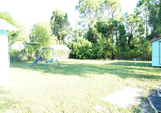 16th image of 5106 Lee Cir S, Lehigh Acres, FL 33971 | MLS# O6357492