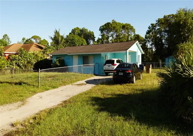 3rd image of 5106 Lee Cir S, Lehigh Acres, FL 33971 | MLS# O6357492