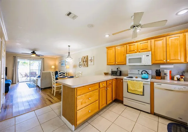 Homes for sale in Fort Myers, FL | 6777 Winkler Rd, Fort Myers, FL 33919