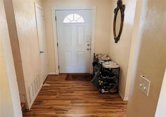 3rd image of 1649 E Shangri La Dr, Daytona Beach, FL 32119 | MLS# V4945713