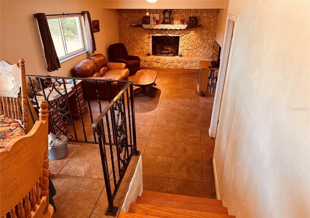 5th image of 1649 E Shangri La Dr, Daytona Beach, FL 32119 | MLS# V4945713