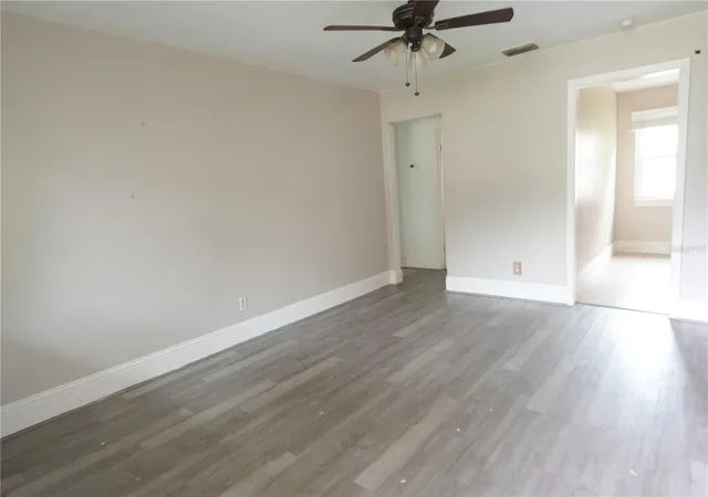 3rd image of 1217 Lambright St, Tampa, FL 33604 | MLS# TB8444451