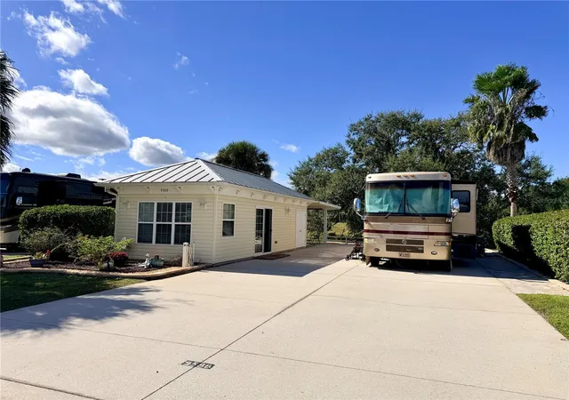 2nd image of 9588 Se 47th Way, Webster, FL 33597 | MLS# G5104086