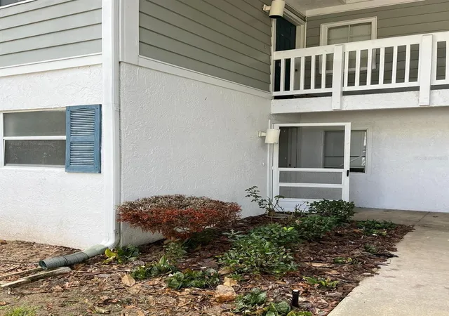 2nd image of 8236 Fairways Cir #D102, Ocala, FL 34472 | MLS# OM712851