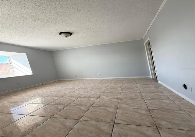 2nd image of 9002 Tudor Dr, TAMPA, FL 33615