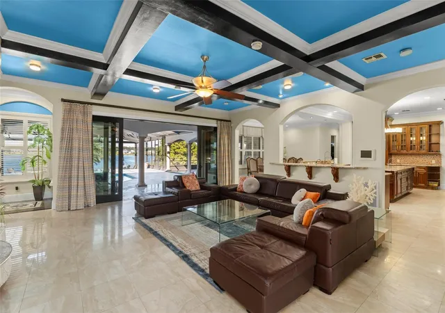 Photo 3 of Mansion for sale at 9575 Westover Roberts Rd, Windermere, FL 34786 | MLS# O6357873 | Listing updated on 2026-09-18