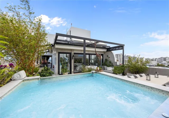 Photo 3 of Condo for sale at 1360 Luchetti St Crowne Plz, San Juan, PR 00907 | MLS# PR9117148 | Listing updated on 2026-08-07