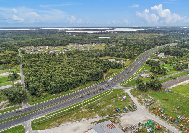 4th image of 2631 Us-441, Fruitland Park, FL 34731 | MLS# G5104105