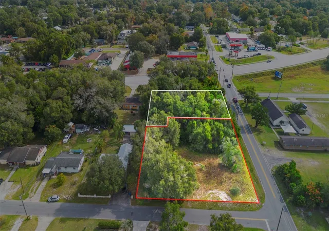 Photo 2 of Land for sale at 905 W Beresford Ave, De Land, FL 32720 | MLS# V4945731 | Listing updated on 2026-09-01