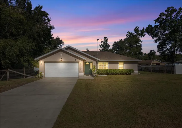Photo 2 of Sale Pending at 9319 Se 161st Place, Summerfield, FL 34491 | MLS# OM712896 | Listing updated on 2026-09-03