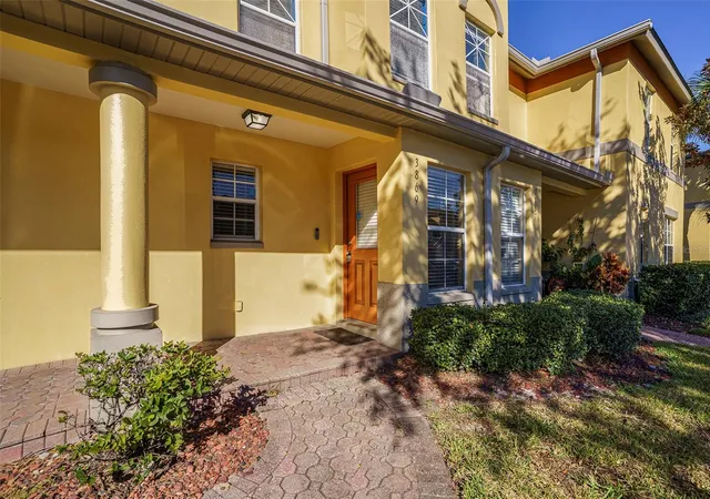 Photo 1 of Townhouse for sale at 3869 Island Wy, Saint Petersburg, FL | MLS# TB8444844 | Listing updated on 2026-10-11
