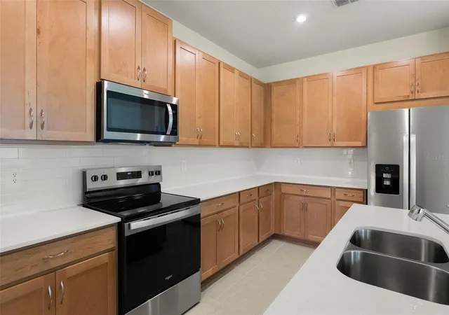Photo 4 of Single family home for sale at 5038 125th Avenue E, Parrish, FL 34219 | MLS# TB8445082 | Listing updated on 2026-10-28