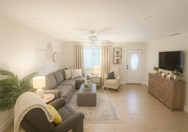 Photo 2 of Single family home for sale at 5120 Chaves Cir, Port Charlotte, FL 33948 | MLS# C7517316 | Listing updated on 2026-06-03