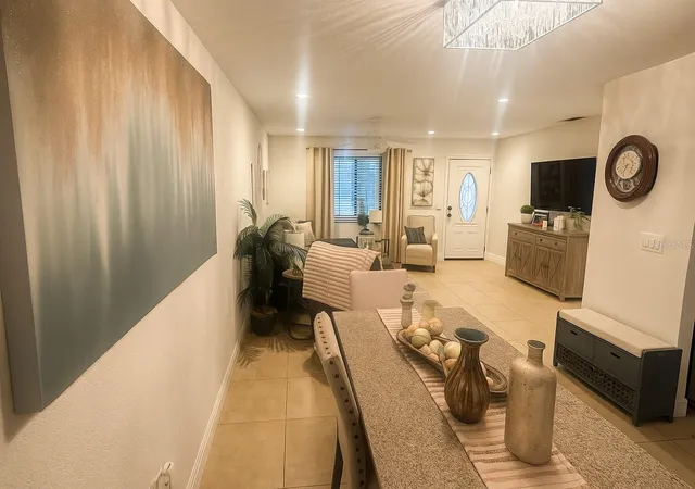 Photo 2 of Single family home for sale at 5120 Chaves Cir, Port Charlotte, FL 33948 | MLS# C7517316 | Listing updated on 2026-06-03