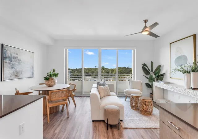 3rd image of 1709 N Tamiami Trl #503, Sarasota, FL 34234 | MLS# A4671066