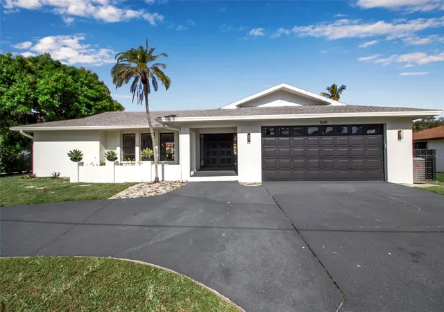 Photo 3 of Land for sale at 1649 Stanford Ln, Sarasota, FL 34231 | MLS# A4671072 | Listing updated on 2026-03-25