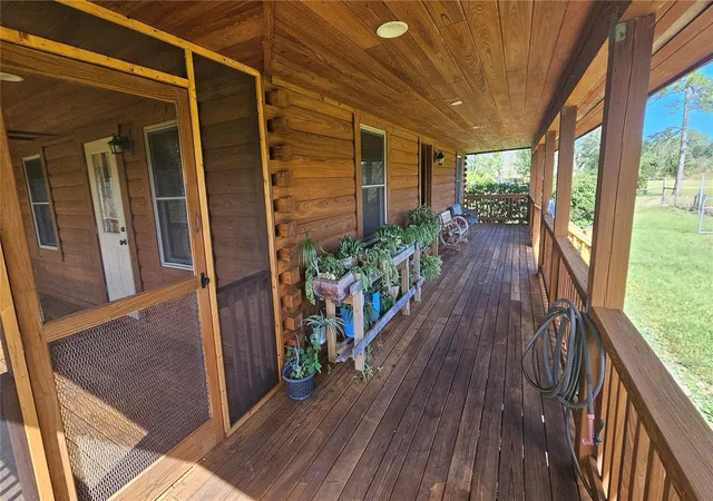 Photo 3 of Sale Pending at 11650 Old Grade Rd, Polk City, FL 33868 | MLS# P4936946 | Listing updated on 2026-04-16