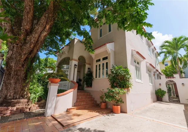 Homes for sale in San Juan, PR | 655 Concordia, San Juan, PR 00907 | MLS# PR9117172