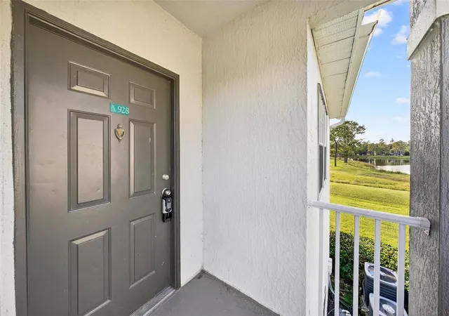 image of 13917 Fairway Island Dr #928, Orlando, FL 32837 | MLS# O6358307