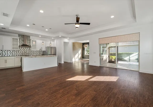 Photo 3 of Single family home for sale at 805 Molly, Sarasota, FL 34232 | MLS# C7517344 | Listing updated on 2026-07-11