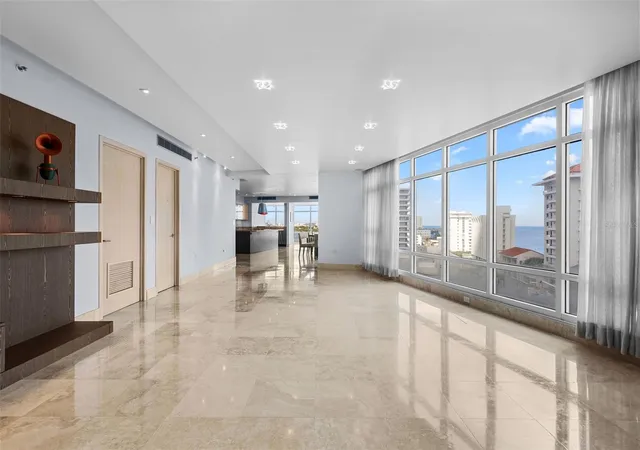 Photo 2 of Condo for sale at 1052 Ashford Ave #9C, San Juan, PR 00907 | MLS# PR9117175 | Listing updated on 2026-06-24