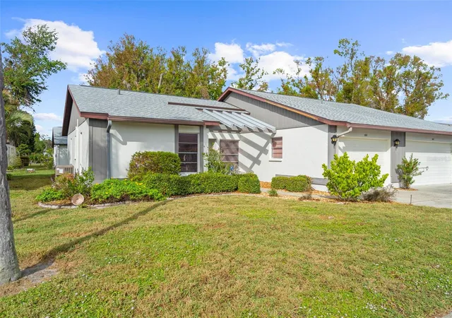 2nd image of 605 Apple Ln, Englewood, FL 34223 | MLS# N6141335