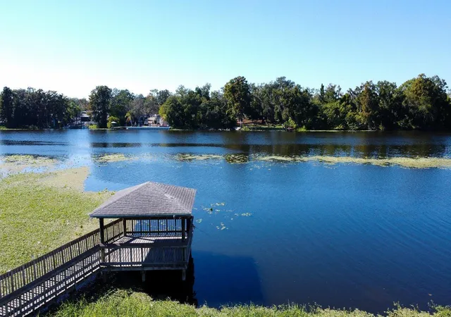 Photo 2 of Condo for sale at 4148 Dolphin Dr #3, Tampa, FL 33617 | MLS# TB8445353 | Listing updated on 2026-09-23